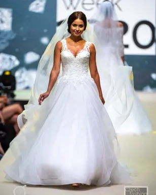 czech-fashion-week-2020-008.jpg